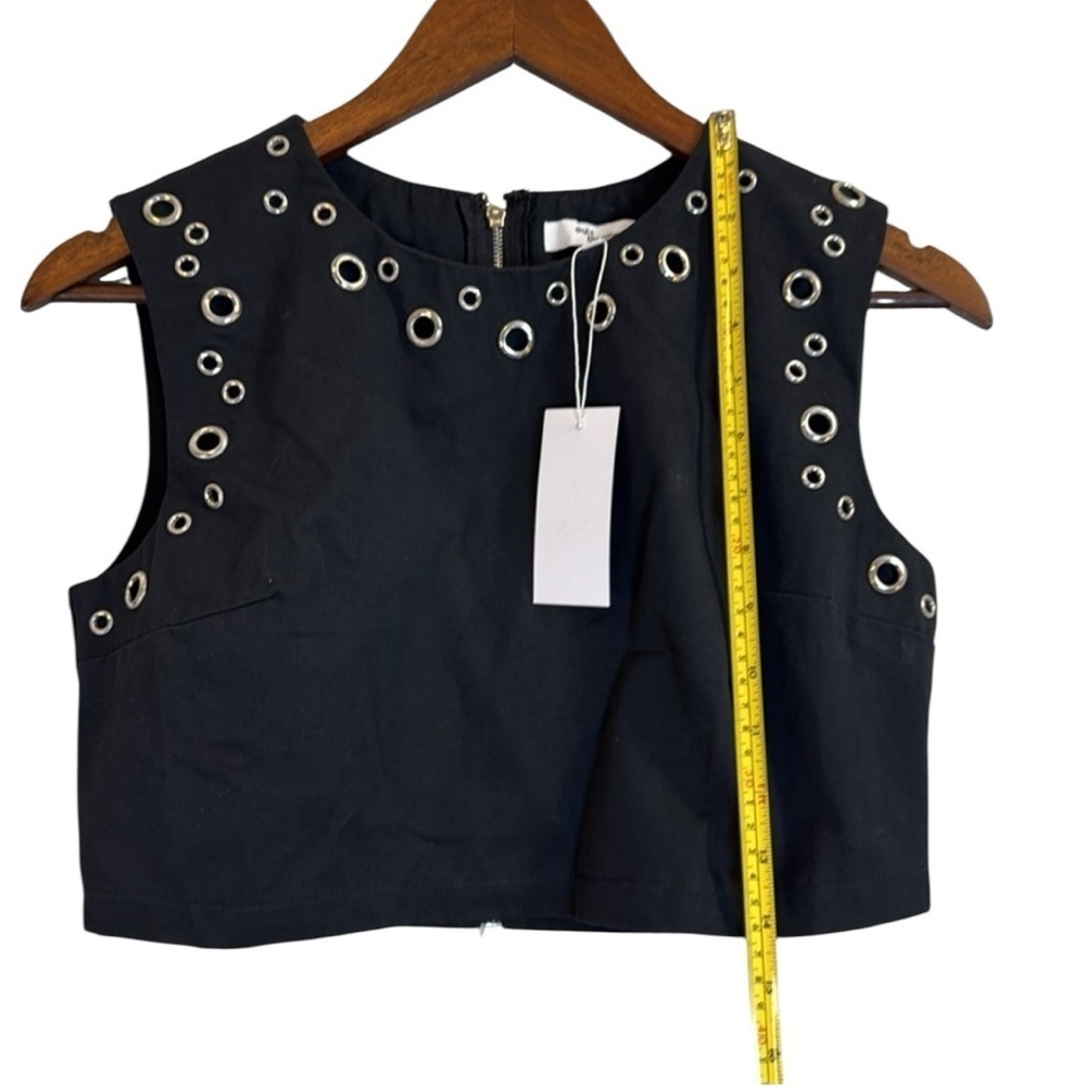 NWT Black Eyelet Crop Top Zip Up Back Sleeveless Shirt Vest - Picture 3 of 6